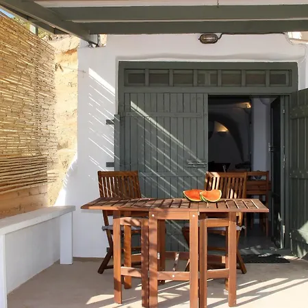 Manis Sirma Hébergement de vacances *